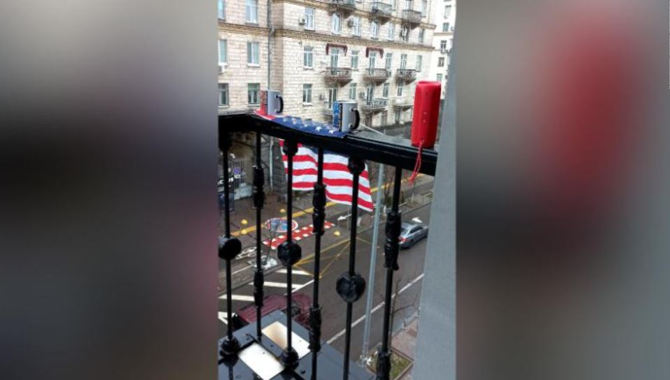 Вид из балкона квартиры Брента в центре Киева Фото: соцсети